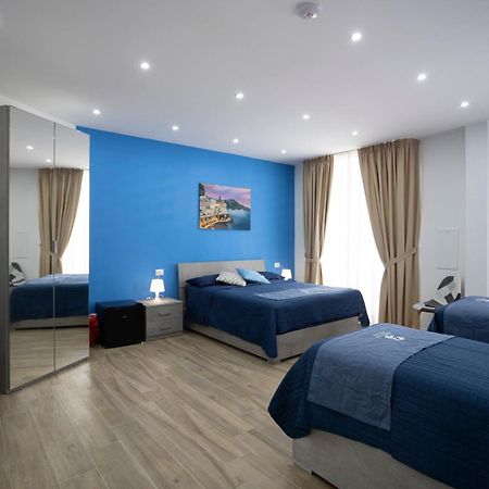 Giuly Suites & Rooms Napoli Eksteriør billede