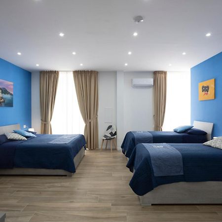 Giuly Suites & Rooms Napoli Eksteriør billede