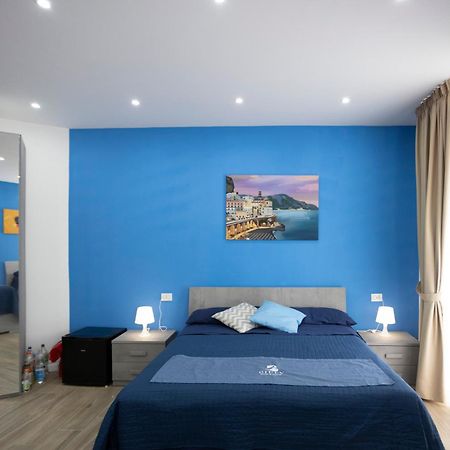 Giuly Suites & Rooms Napoli Eksteriør billede