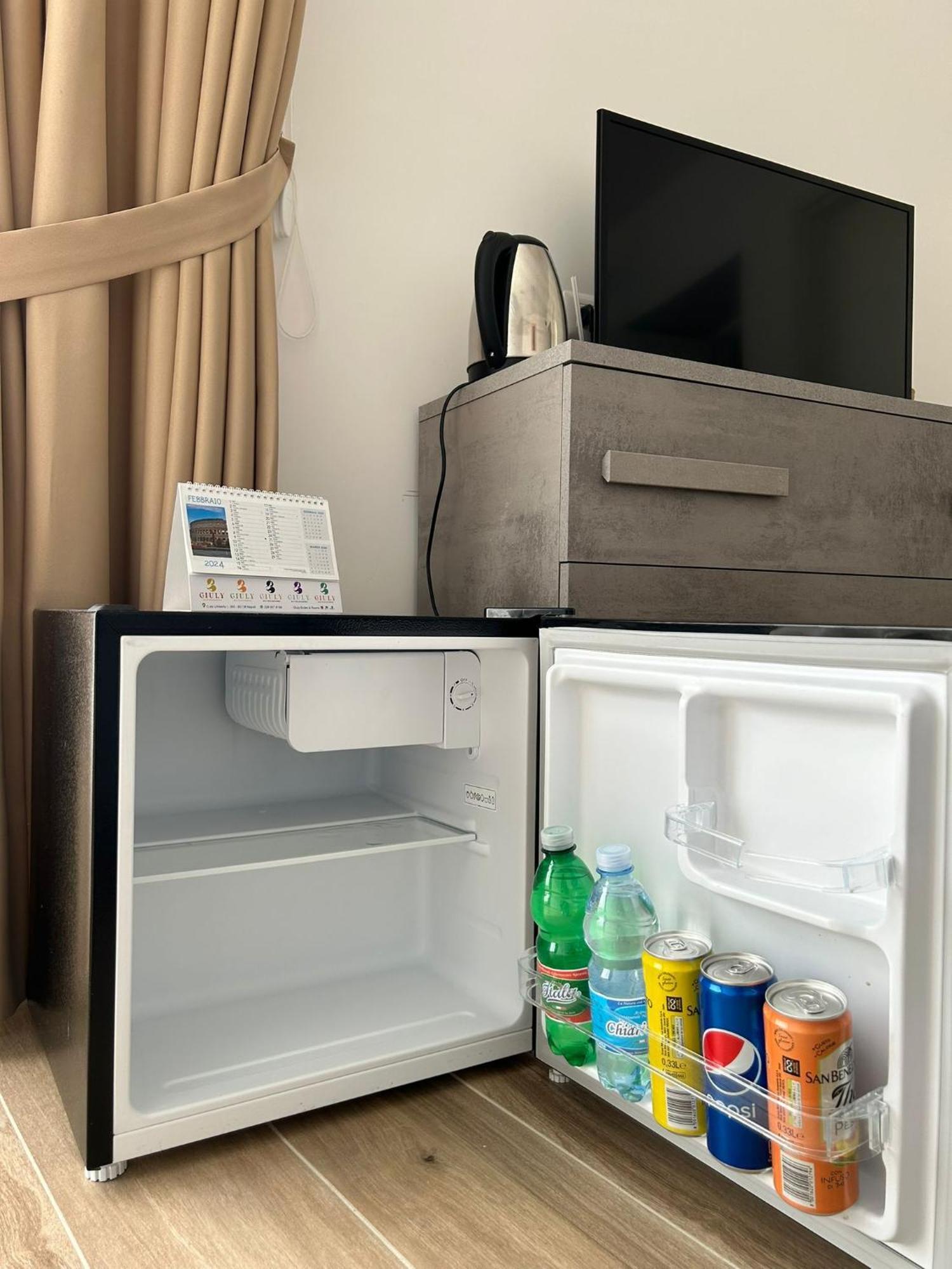 Giuly Suites & Rooms Napoli Eksteriør billede