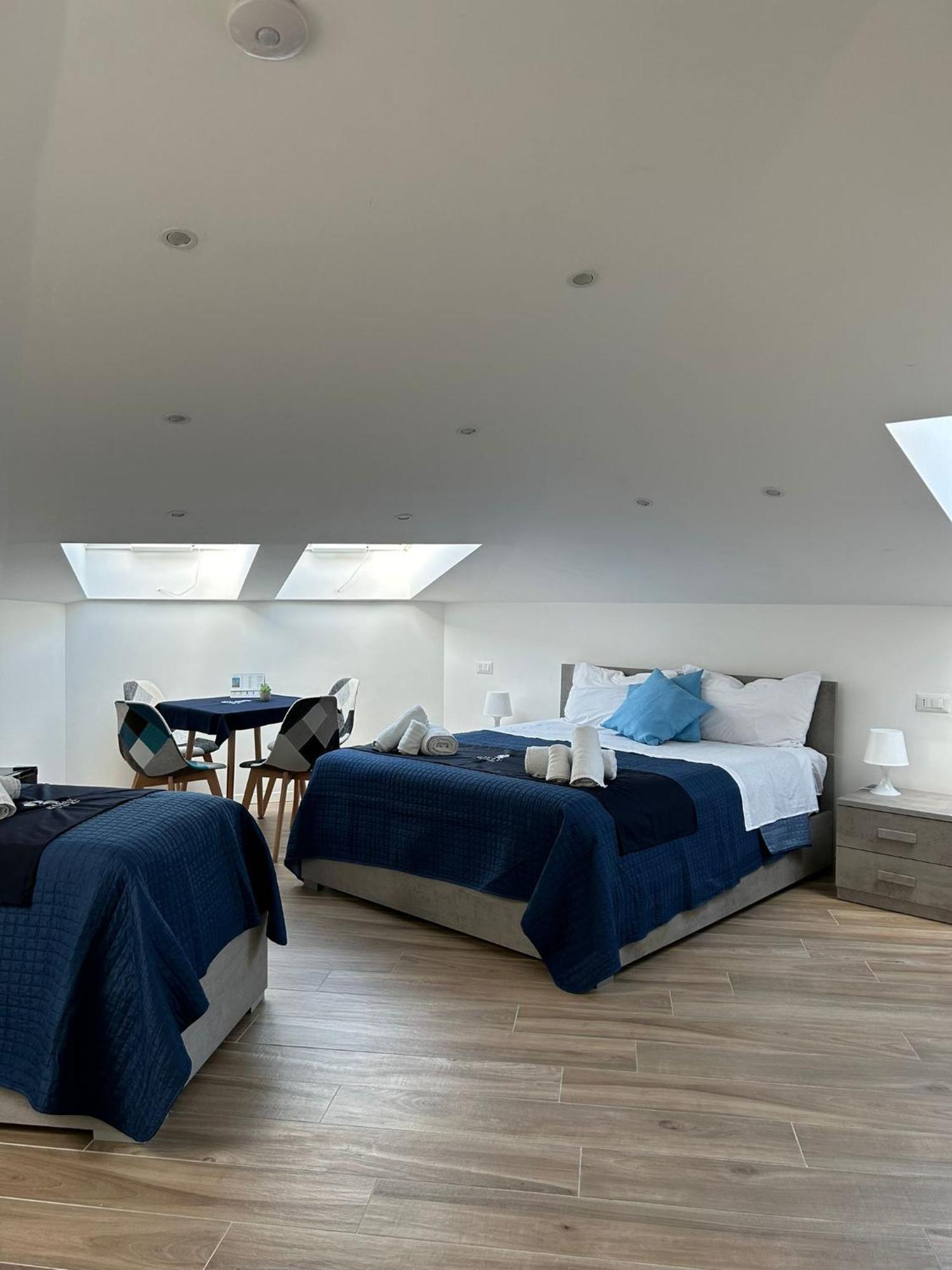 Giuly Suites & Rooms Napoli Eksteriør billede